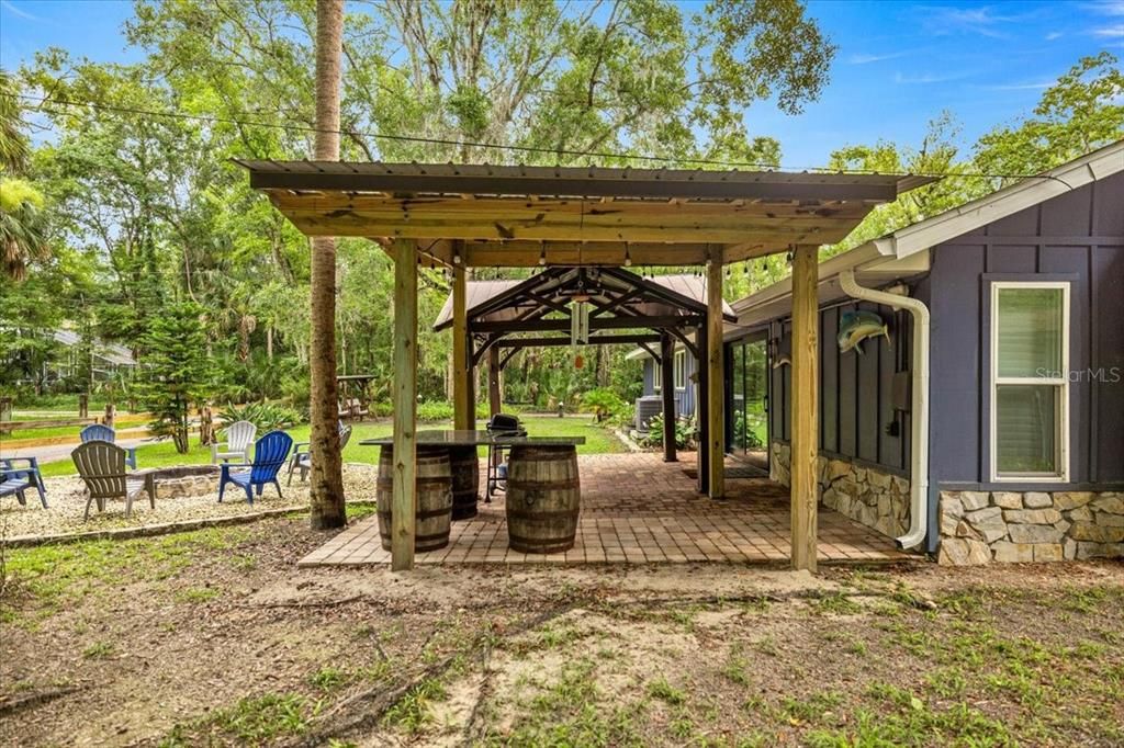 For Sale: $450,000 (3 beds, 2 baths, 1436 Square Feet)