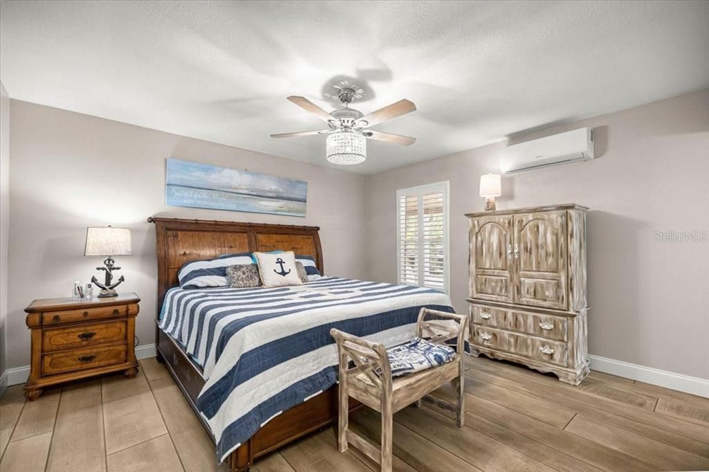 For Sale: $450,000 (3 beds, 2 baths, 1436 Square Feet)