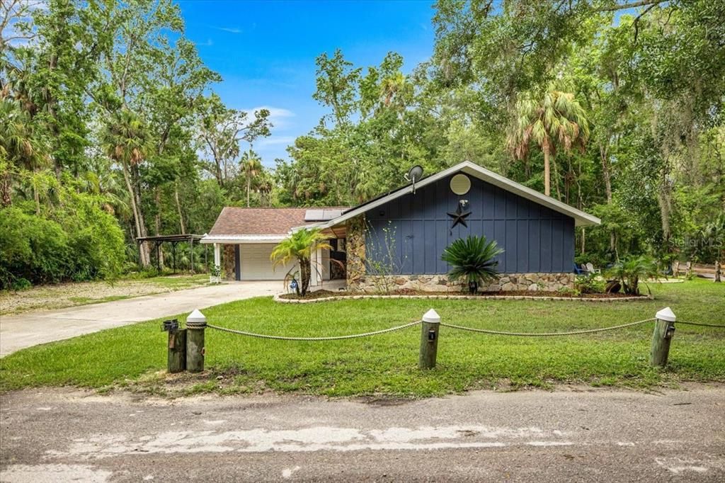 For Sale: $450,000 (3 beds, 2 baths, 1436 Square Feet)