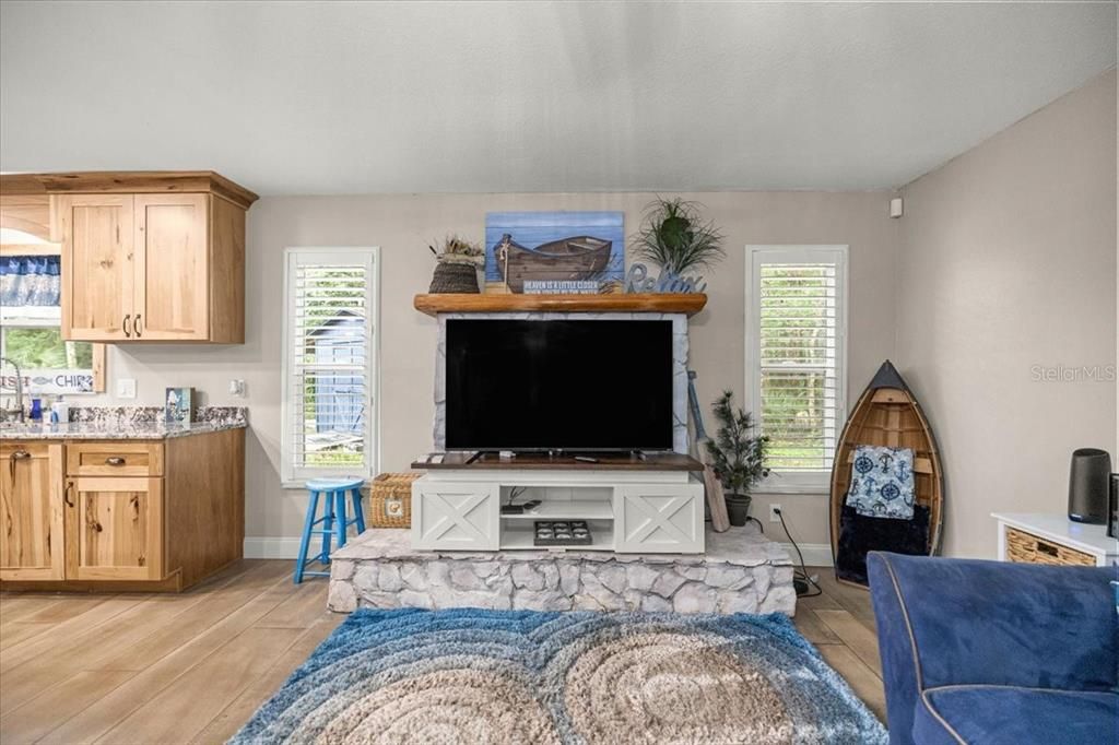 For Sale: $450,000 (3 beds, 2 baths, 1436 Square Feet)