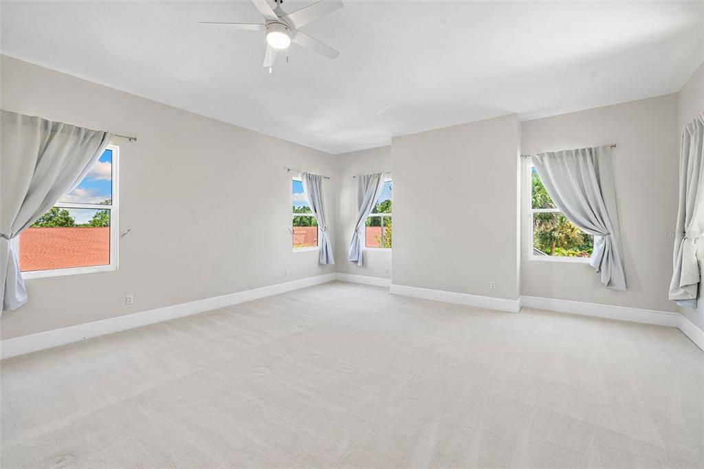 For Sale: $2,599,950 (8 beds, 6 baths, 7900 Square Feet)