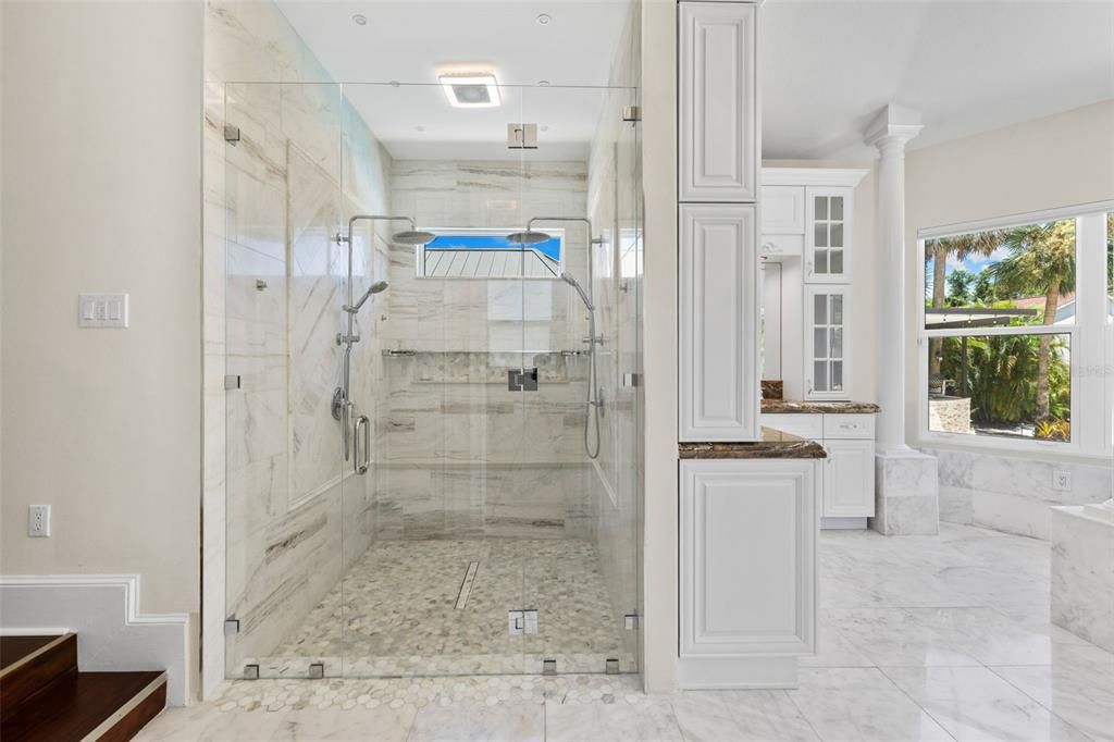 For Sale: $2,599,950 (8 beds, 6 baths, 7900 Square Feet)