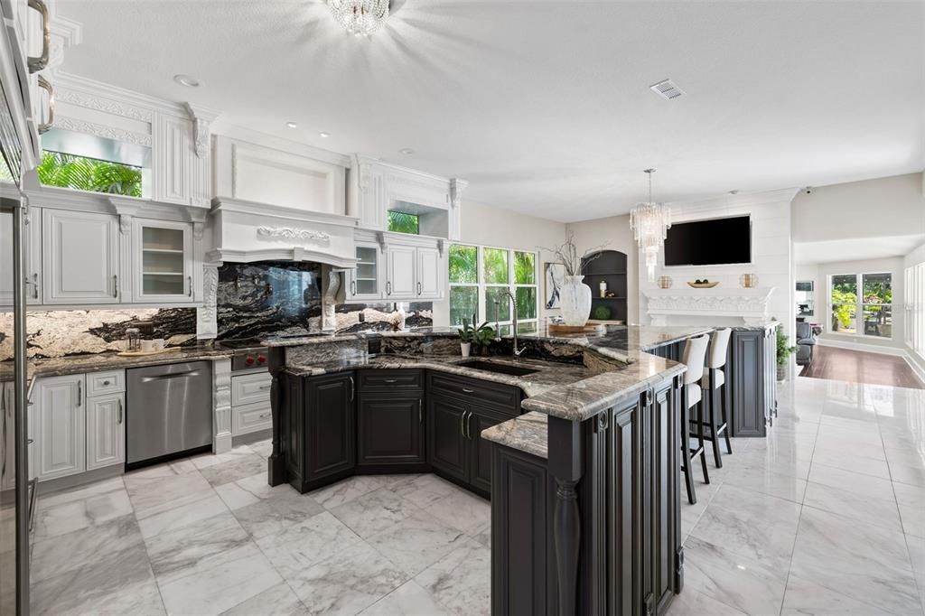 For Sale: $2,599,950 (8 beds, 6 baths, 7900 Square Feet)