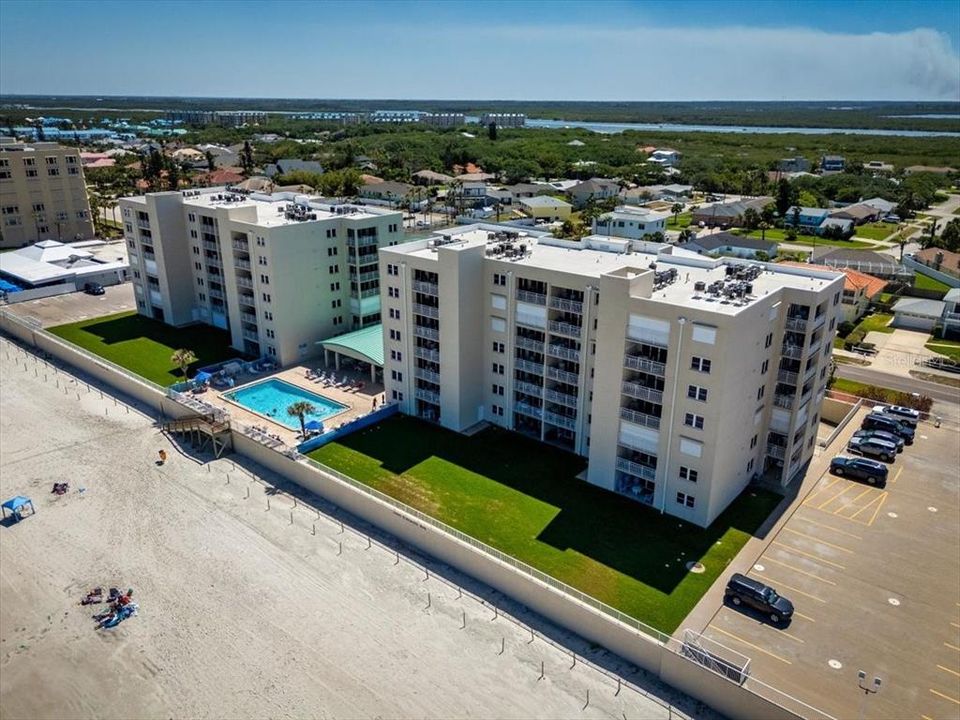 待售: $380,000 (2 贝兹, 2 浴室, 1200 平方英尺)