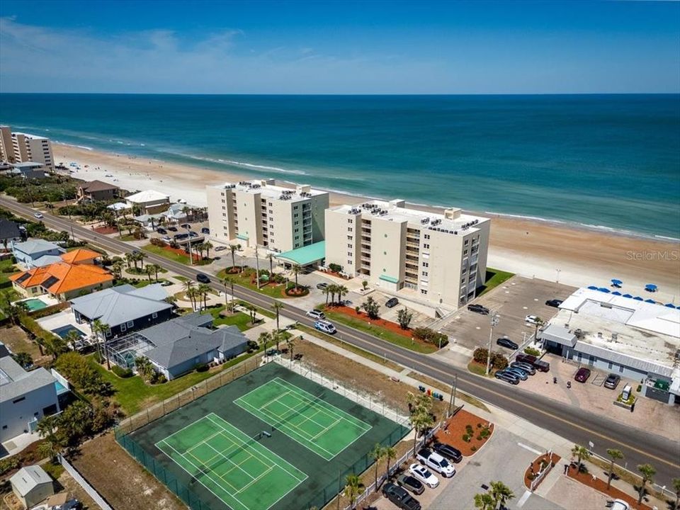 待售: $380,000 (2 贝兹, 2 浴室, 1200 平方英尺)