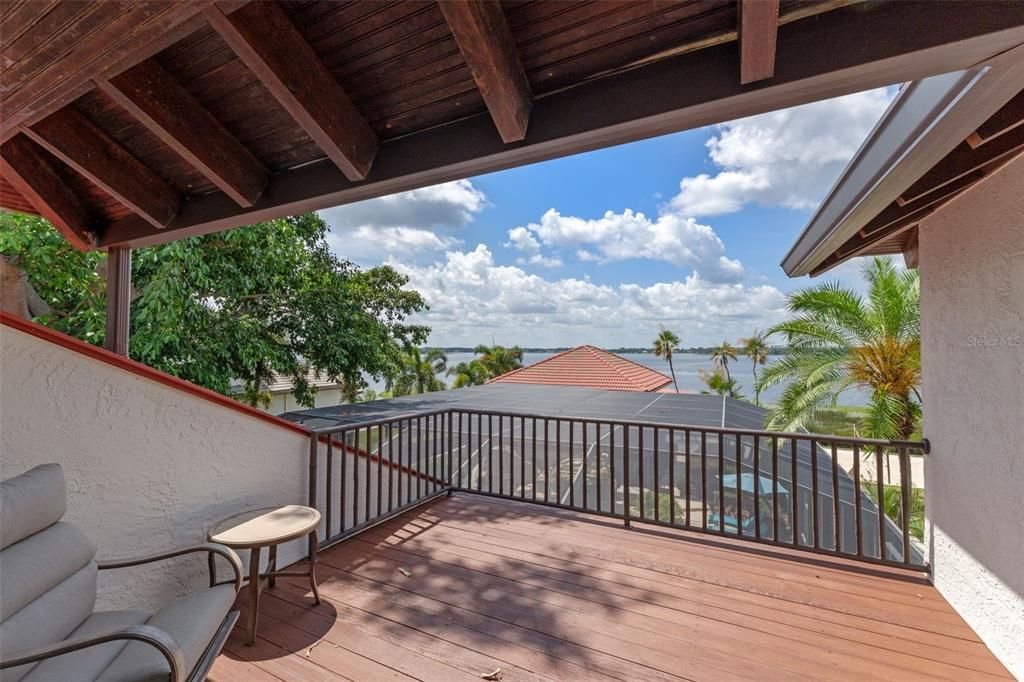 Под контрактом: $3,795,000 (5 спален, 4 ванн, 7263 Квадратных фут)