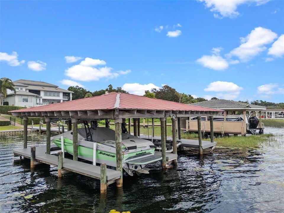 Под контрактом: $3,795,000 (5 спален, 4 ванн, 7263 Квадратных фут)