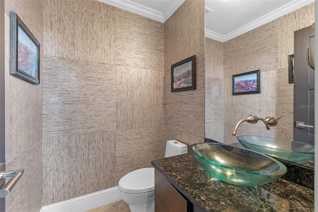 Под контрактом: $3,795,000 (5 спален, 4 ванн, 7263 Квадратных фут)