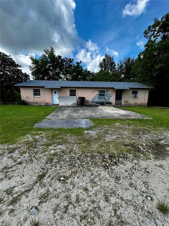 Недавно продано: $185,000 (4 спален, 2 ванн, 1440 Квадратных фут)