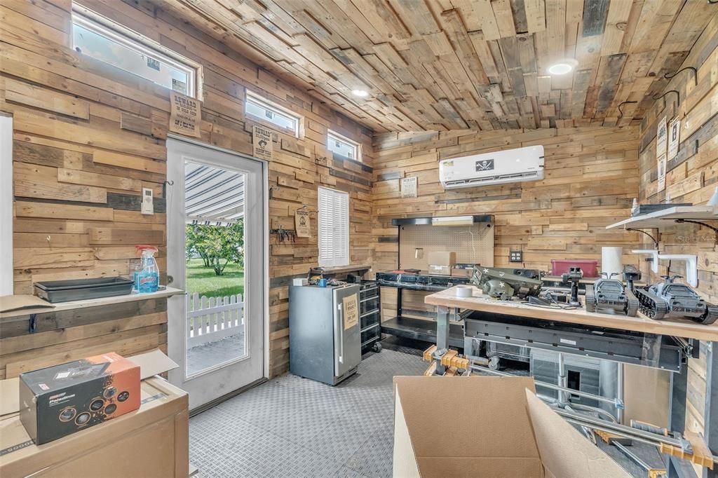 Active With Contract: $535,000 (4 beds, 2 baths, 2336 Square Feet)