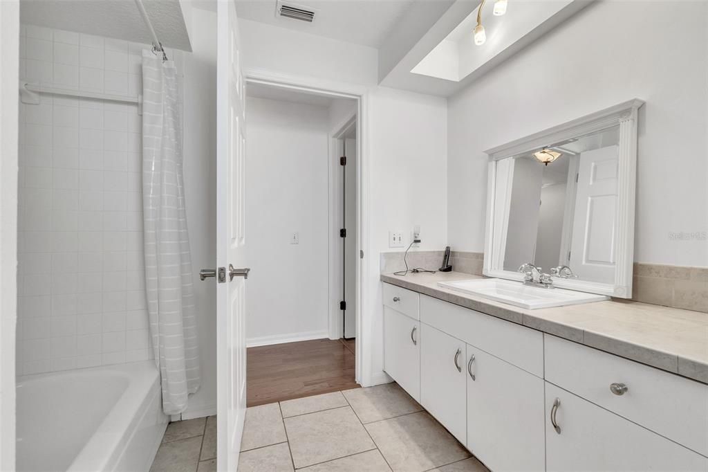 Active With Contract: $535,000 (4 beds, 2 baths, 2336 Square Feet)