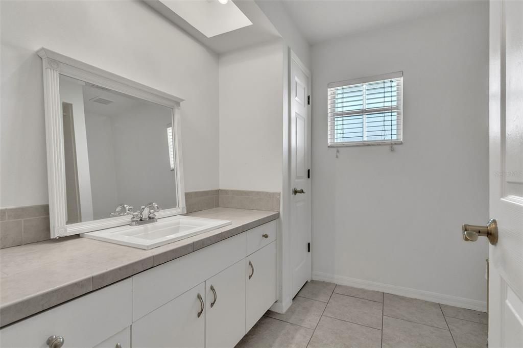 Active With Contract: $535,000 (4 beds, 2 baths, 2336 Square Feet)