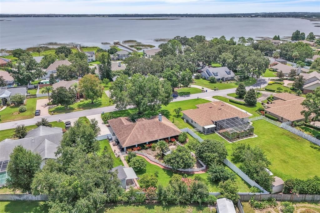 Active With Contract: $535,000 (4 beds, 2 baths, 2336 Square Feet)