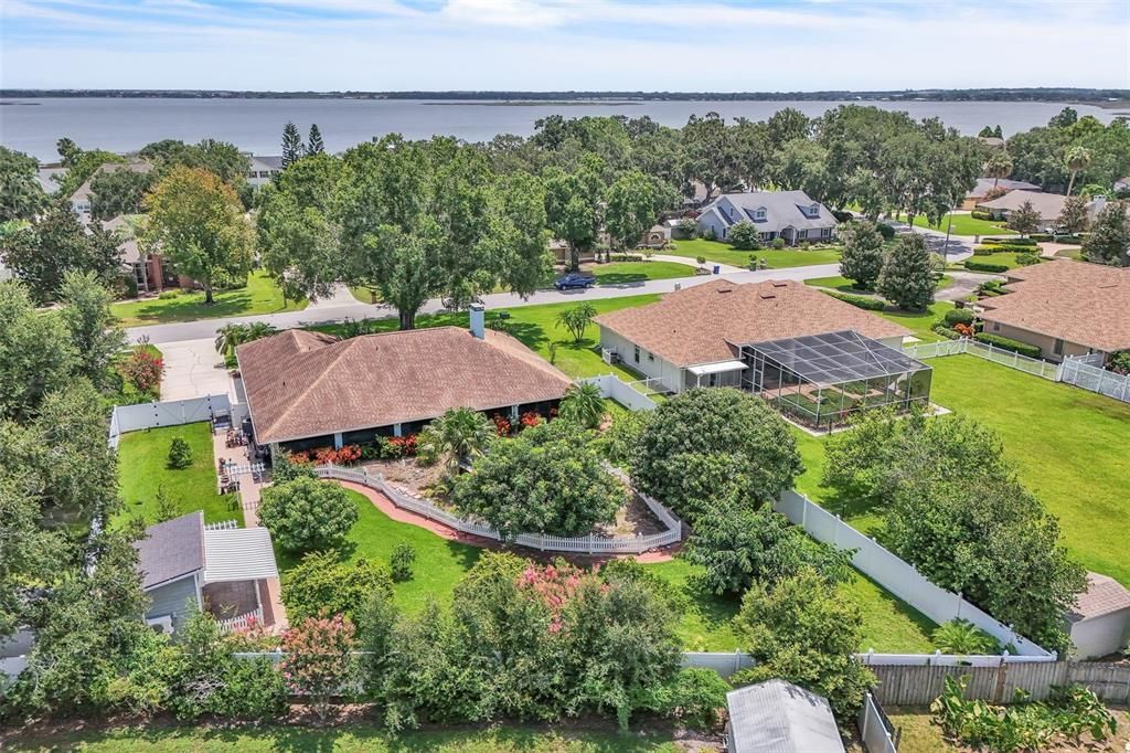 Active With Contract: $535,000 (4 beds, 2 baths, 2336 Square Feet)