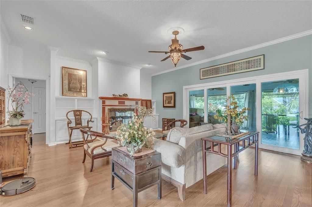 Active With Contract: $535,000 (4 beds, 2 baths, 2336 Square Feet)