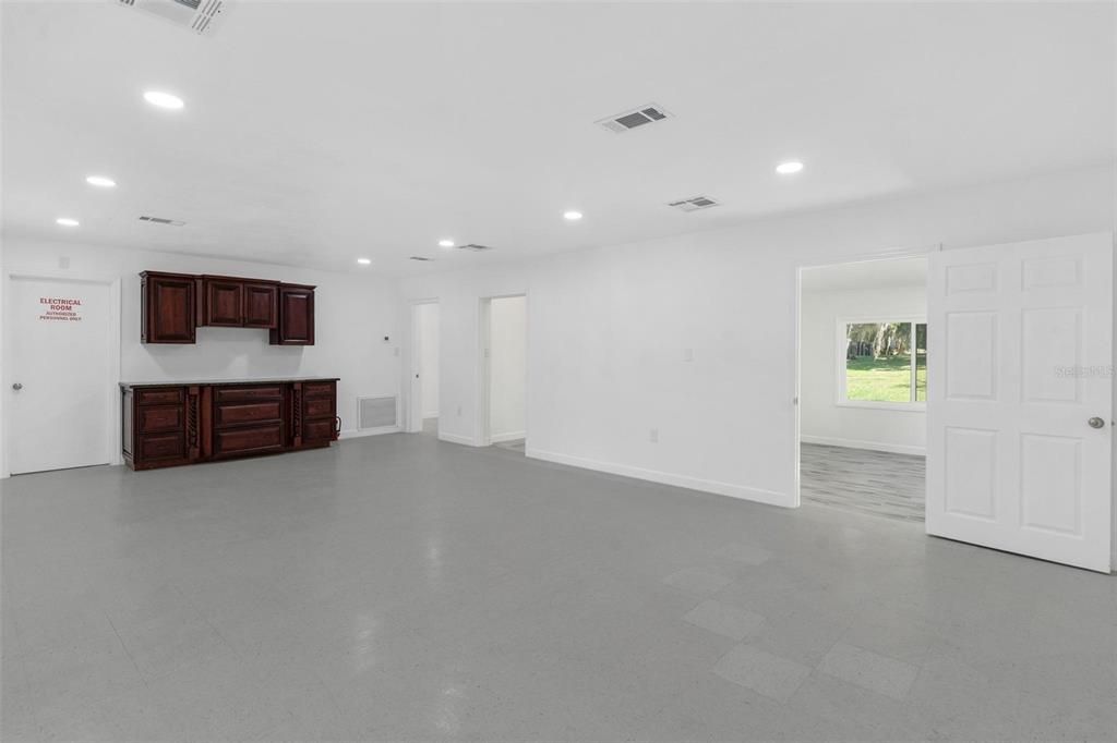 For Sale: $31,200 (0 beds, 0 baths, 2114 Square Feet)