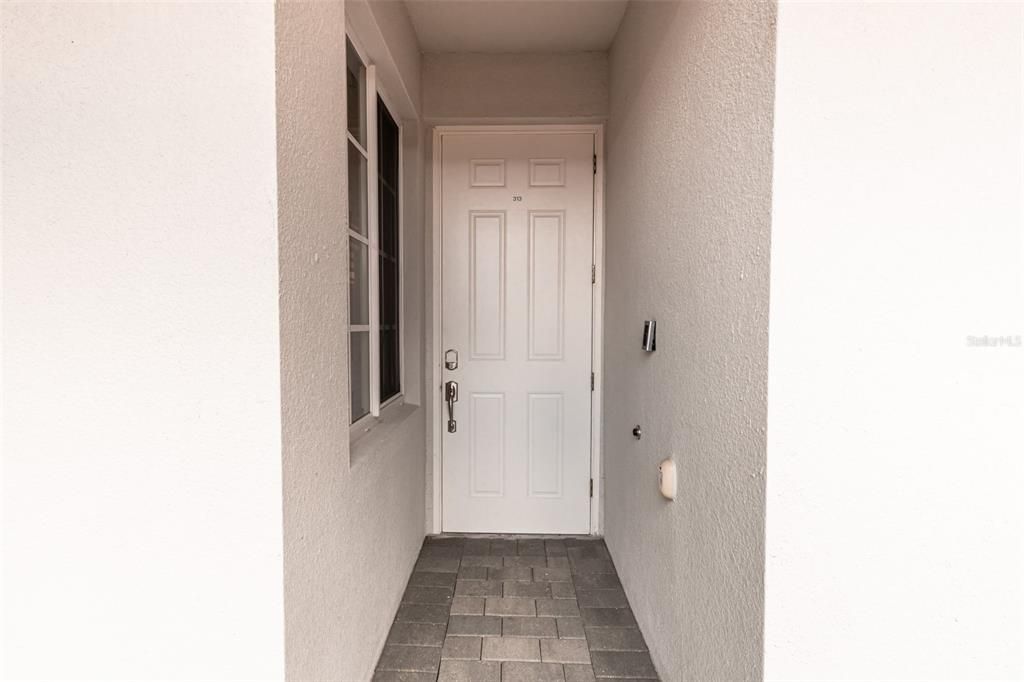 待售: $240,000 (2 贝兹, 2 浴室, 1198 平方英尺)