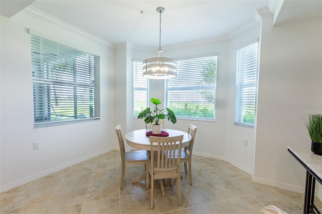 待售: $240,000 (2 贝兹, 2 浴室, 1198 平方英尺)