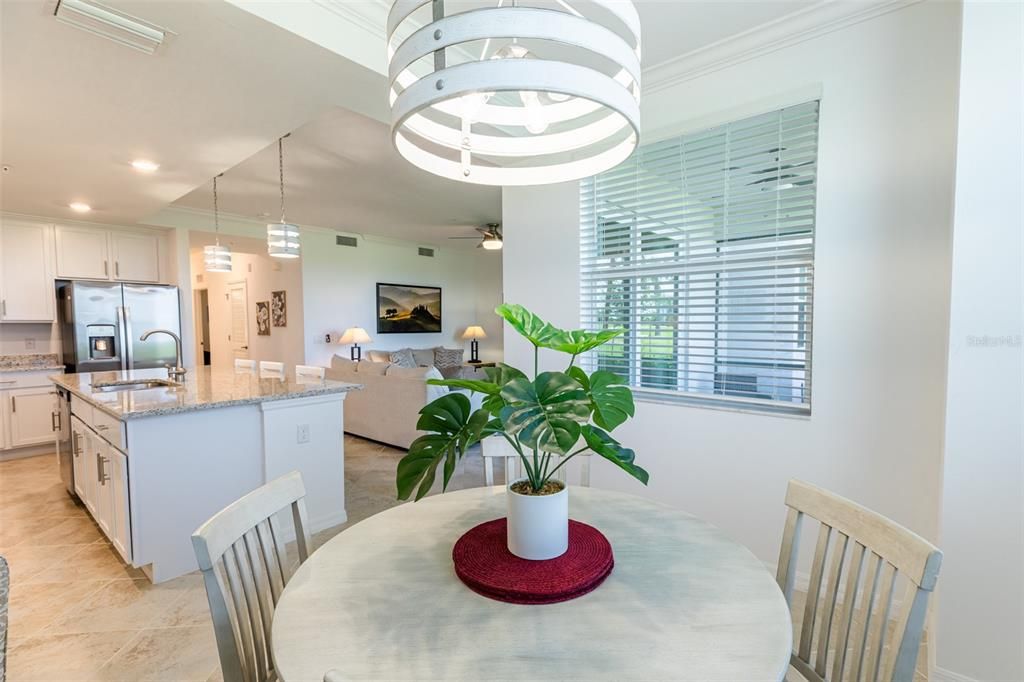 待售: $240,000 (2 贝兹, 2 浴室, 1198 平方英尺)