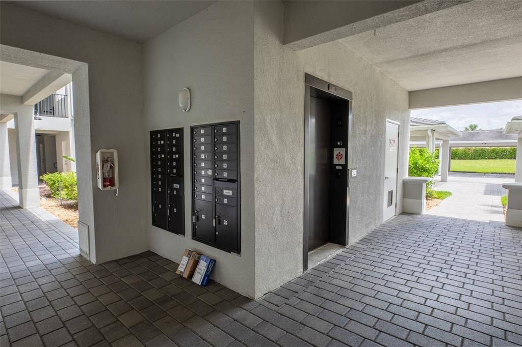 待售: $240,000 (2 贝兹, 2 浴室, 1198 平方英尺)