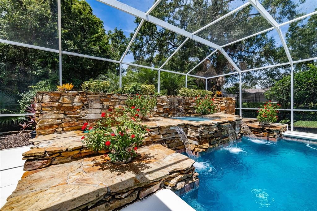 En Venta: $889,900 (4 camas, 3 baños, 3274 Pies cuadrados)