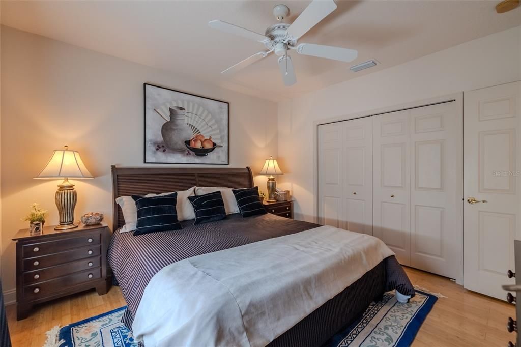 En Venta: $889,900 (4 camas, 3 baños, 3274 Pies cuadrados)