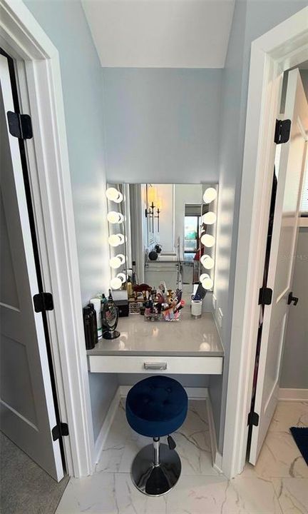 Active With Contract: $2,490,000 (4 beds, 3 baths, 2900 Square Feet)