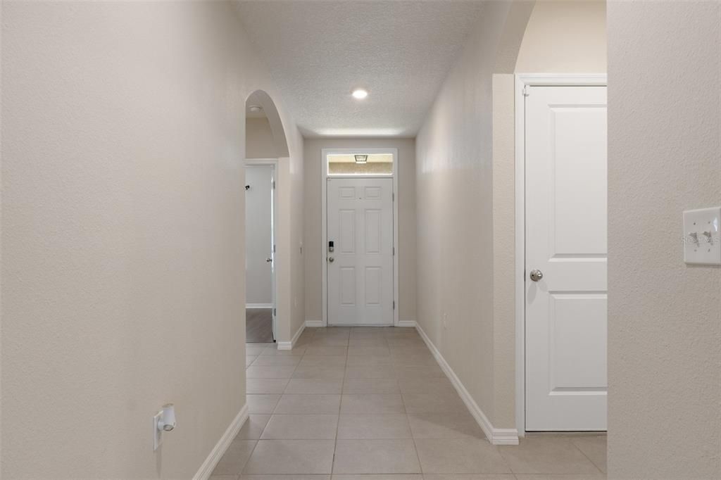 待售: $259,000 (3 贝兹, 2 浴室, 1698 平方英尺)