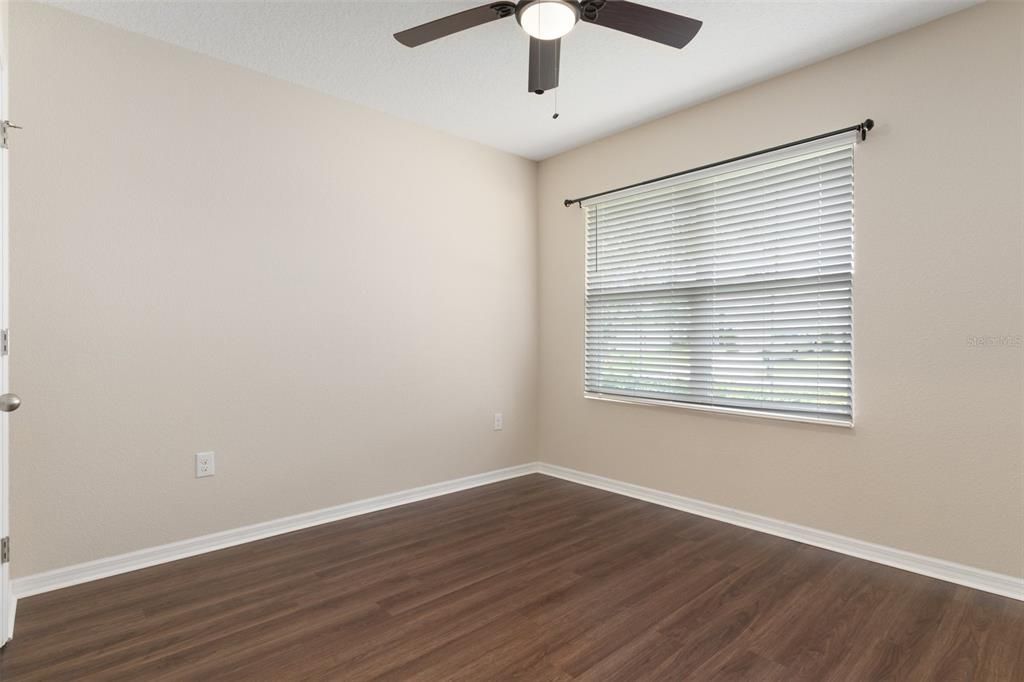 待售: $259,000 (3 贝兹, 2 浴室, 1698 平方英尺)