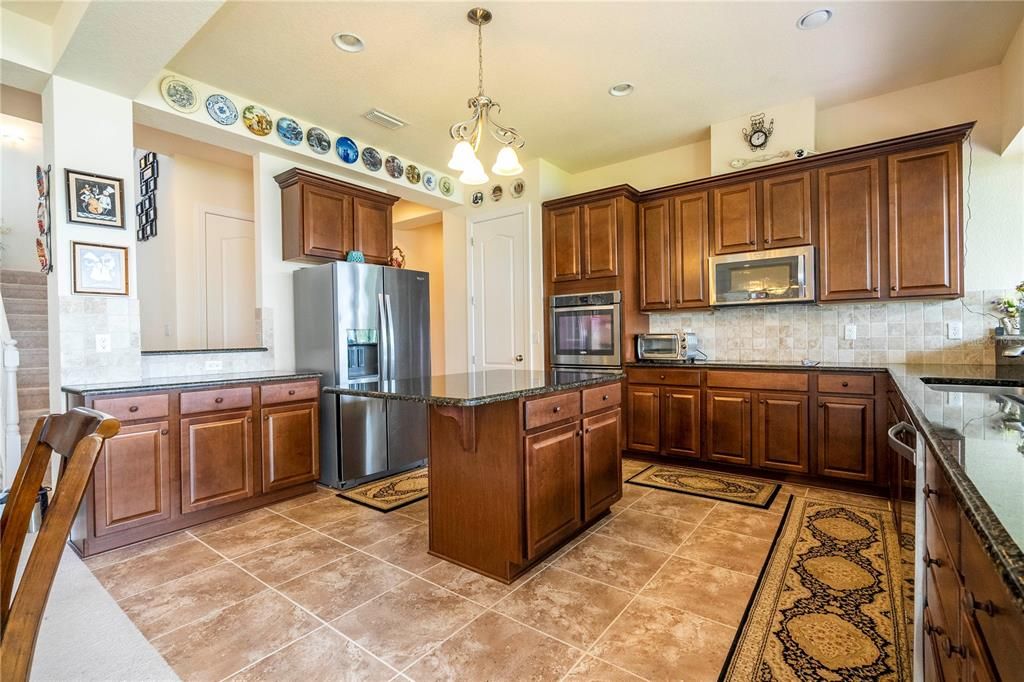 For Sale: $1,599,000 (4 beds, 3 baths, 4460 Square Feet)