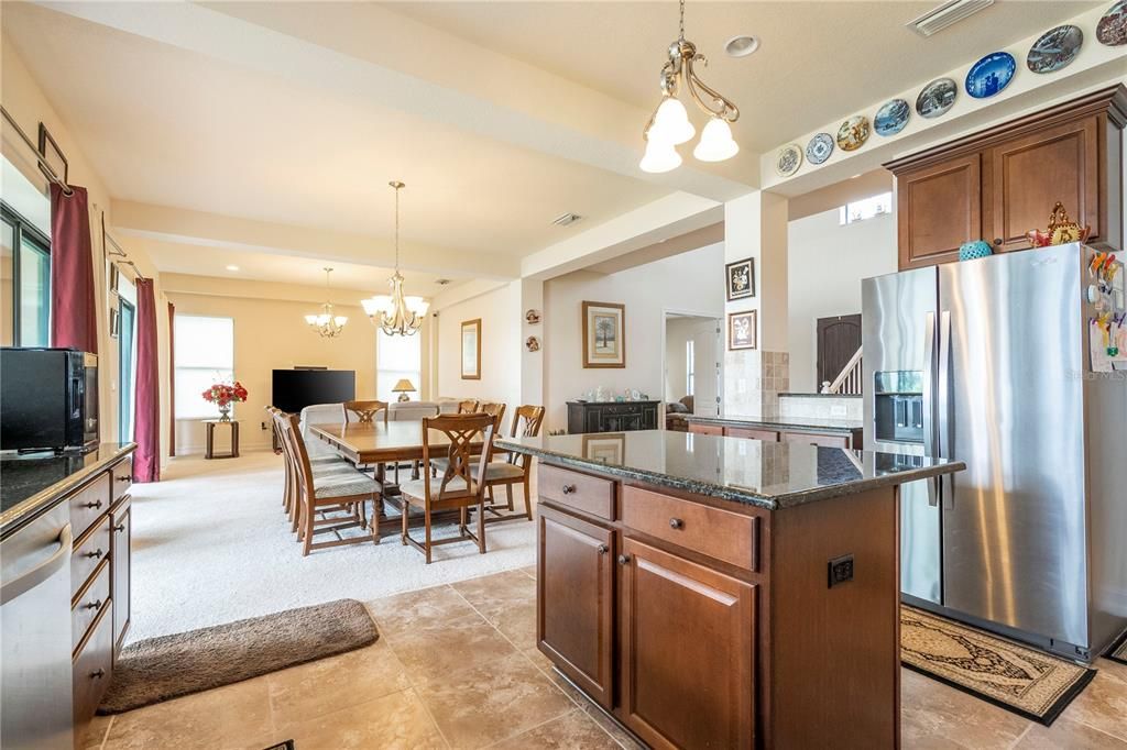 For Sale: $1,599,000 (4 beds, 3 baths, 4460 Square Feet)