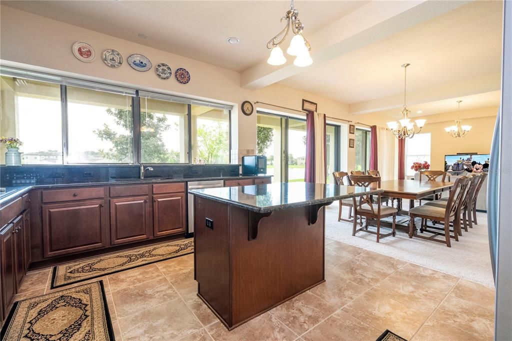 For Sale: $1,599,000 (4 beds, 3 baths, 4460 Square Feet)