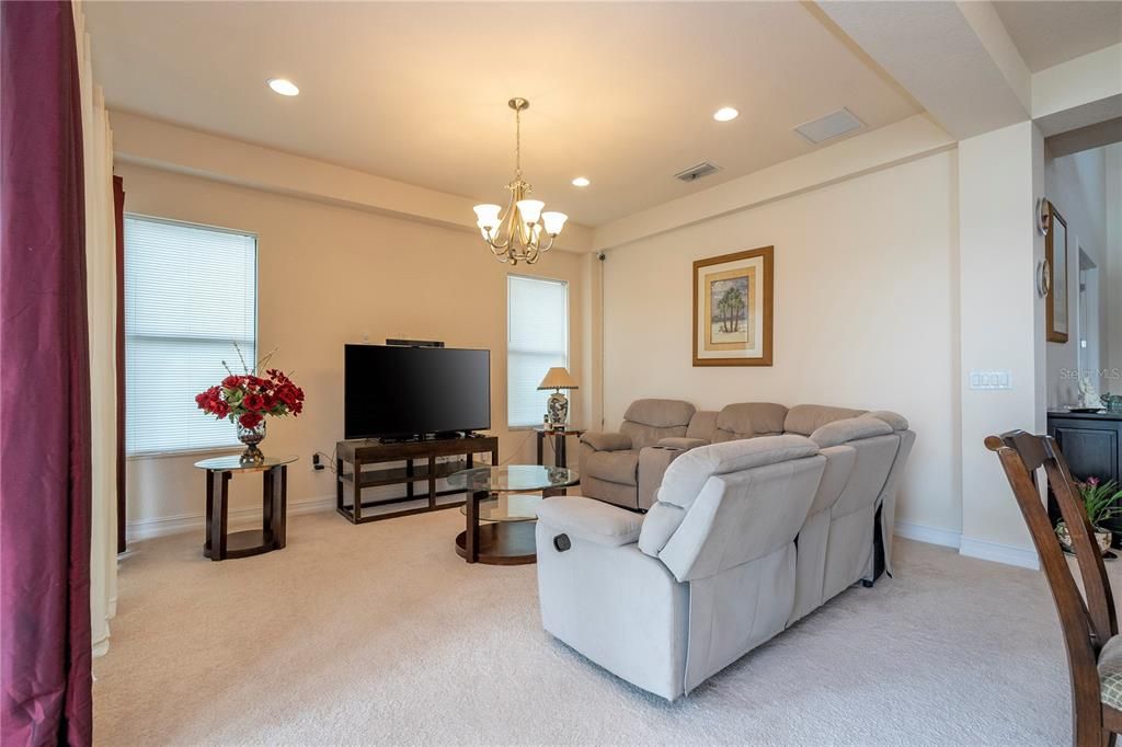 For Sale: $1,599,000 (4 beds, 3 baths, 4460 Square Feet)