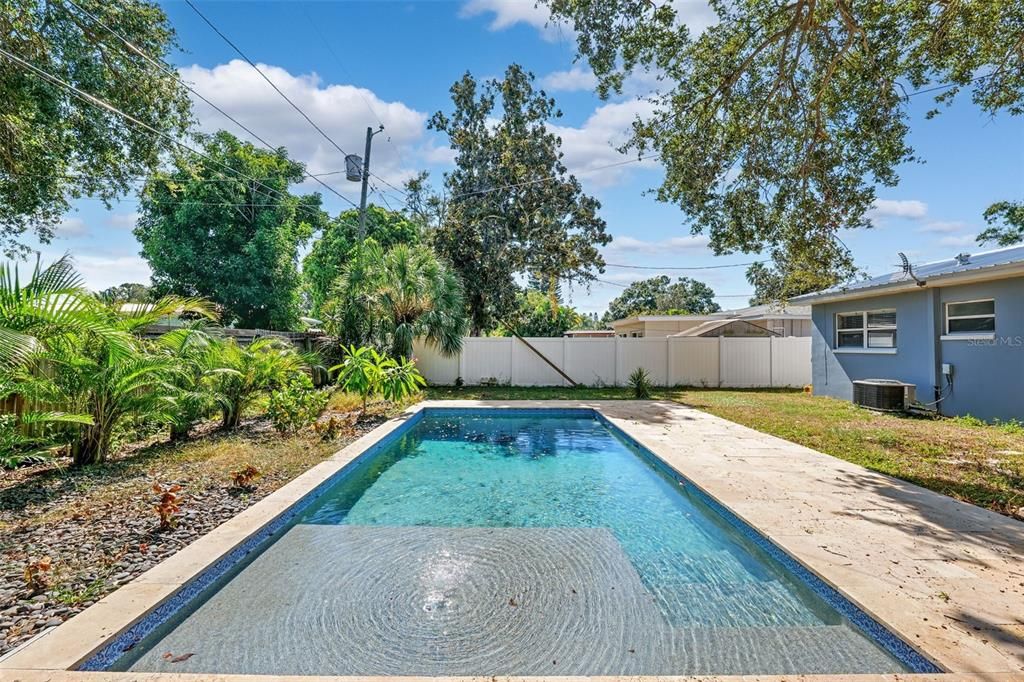 待售: $450,000 (3 贝兹, 2 浴室, 1410 平方英尺)