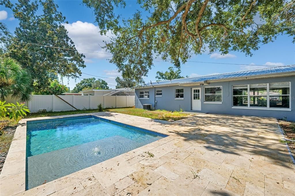 待售: $450,000 (3 贝兹, 2 浴室, 1410 平方英尺)