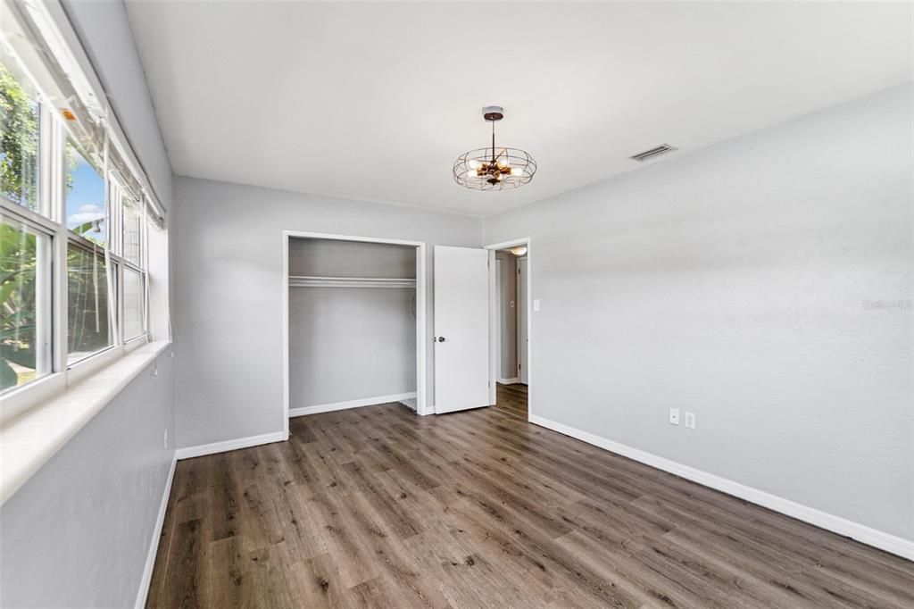 待售: $450,000 (3 贝兹, 2 浴室, 1410 平方英尺)