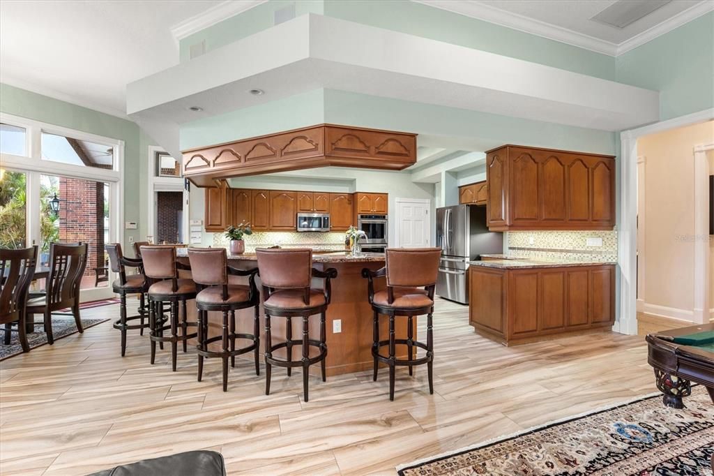 For Sale: $2,850,000 (3 beds, 2 baths, 4025 Square Feet)