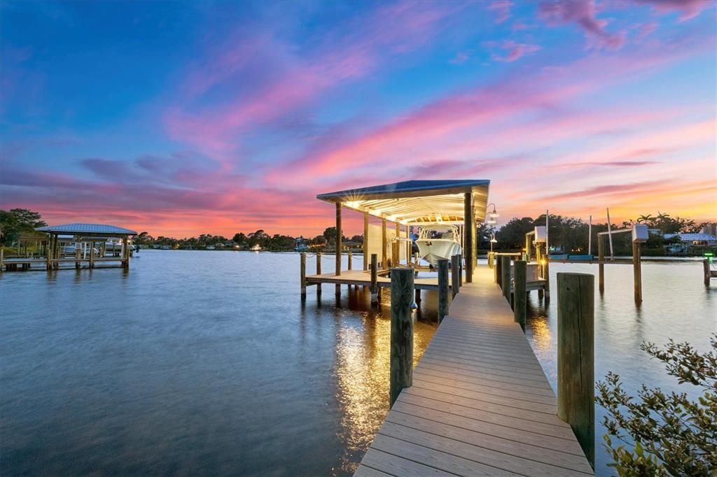 For Sale: $2,850,000 (3 beds, 2 baths, 4025 Square Feet)