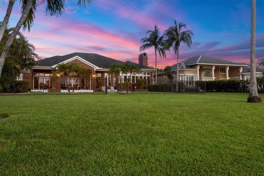 For Sale: $2,850,000 (3 beds, 2 baths, 4025 Square Feet)