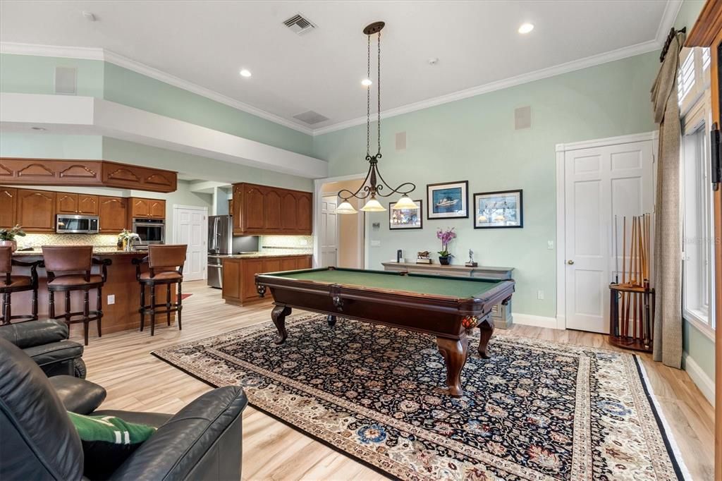 For Sale: $2,850,000 (3 beds, 2 baths, 4025 Square Feet)