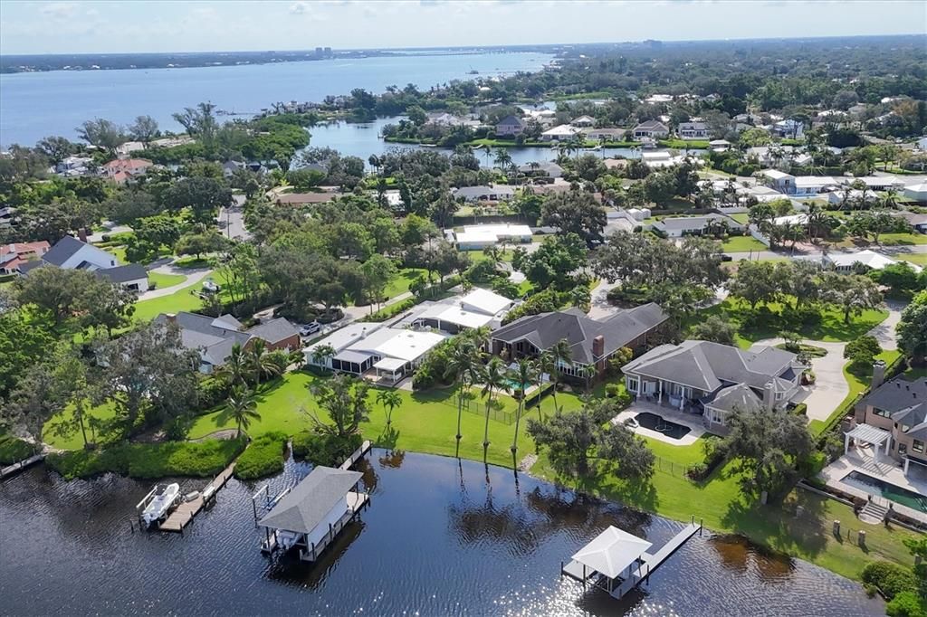 For Sale: $2,850,000 (3 beds, 2 baths, 4025 Square Feet)