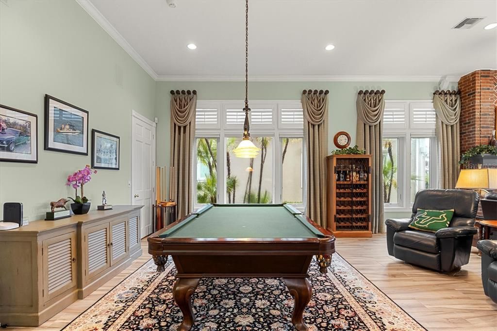 For Sale: $2,850,000 (3 beds, 2 baths, 4025 Square Feet)