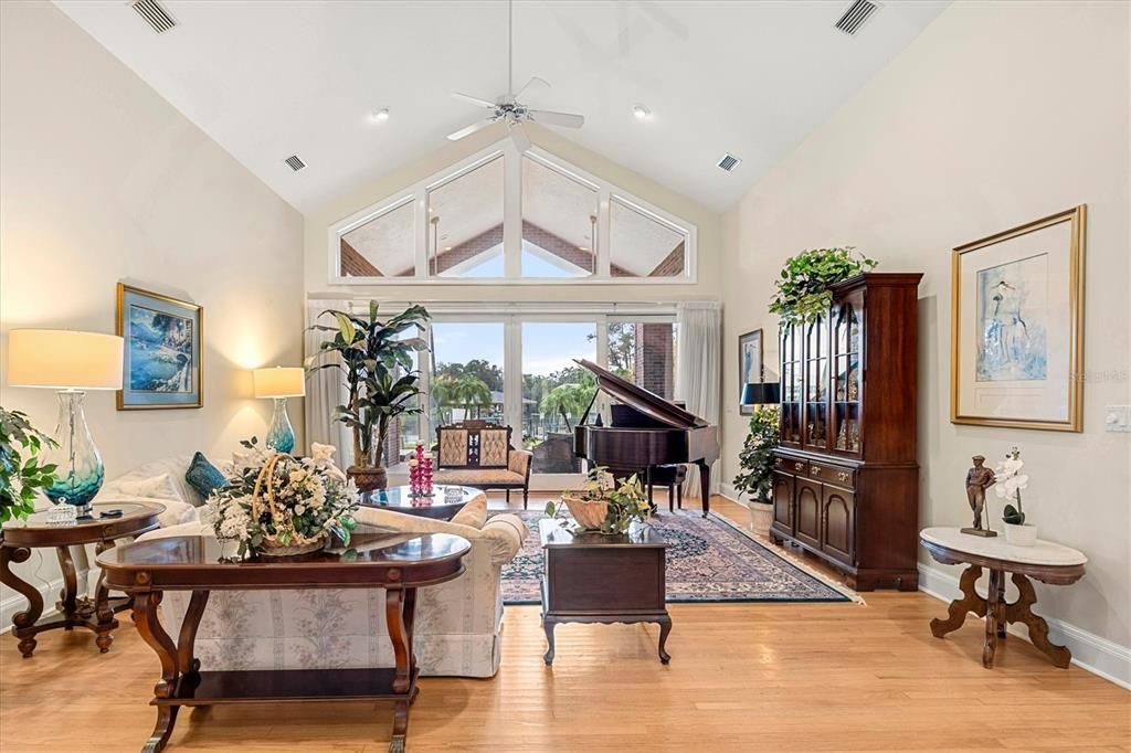 For Sale: $2,850,000 (3 beds, 2 baths, 4025 Square Feet)