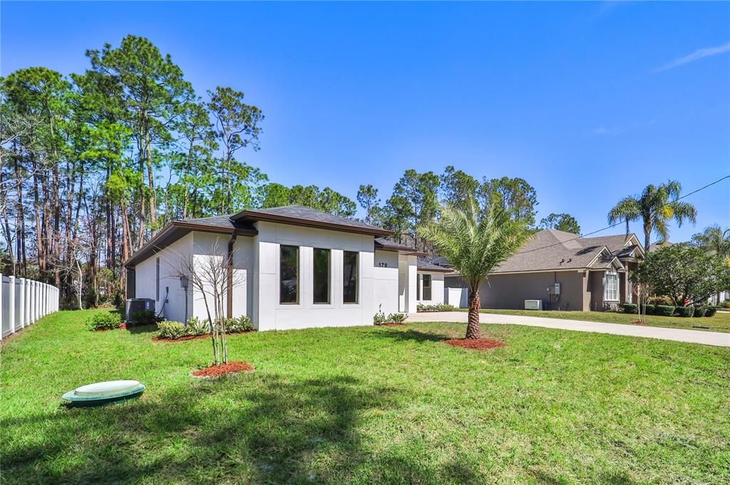 En Venta: $669,000 (3 camas, 2 baños, 1831 Pies cuadrados)