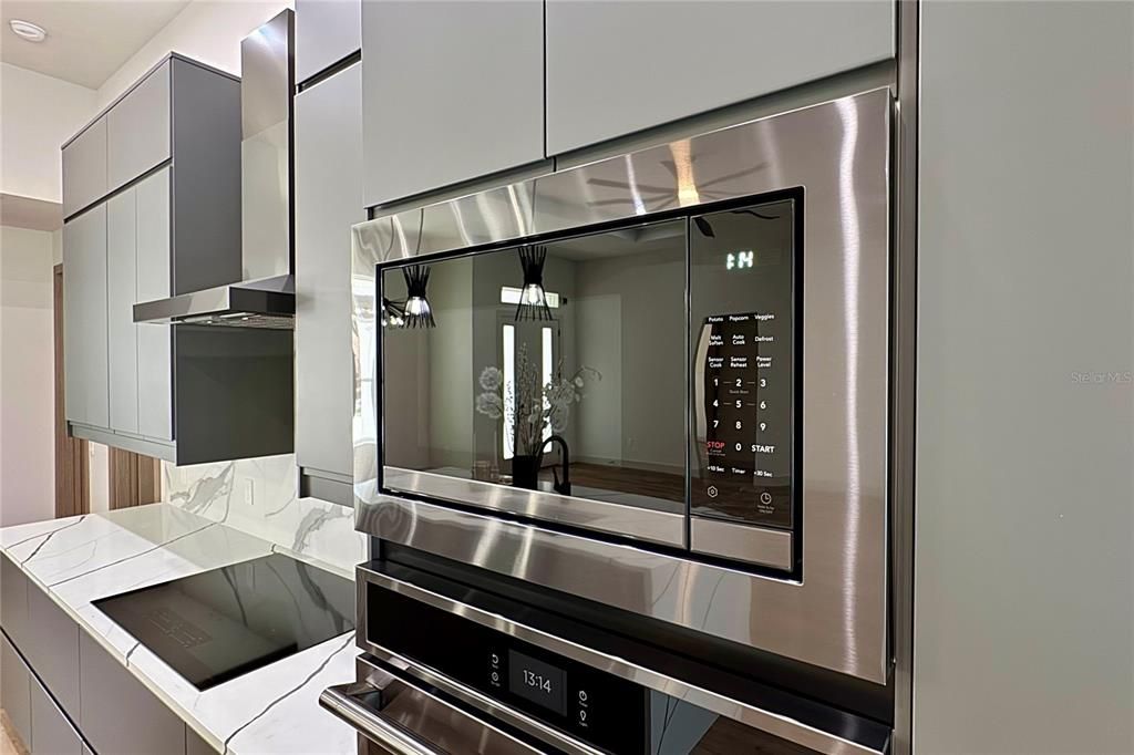 En Venta: $669,000 (3 camas, 2 baños, 1831 Pies cuadrados)