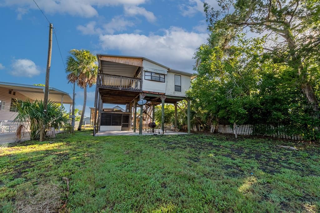 For Sale: $175,000 (1 beds, 1 baths, 360 Square Feet)