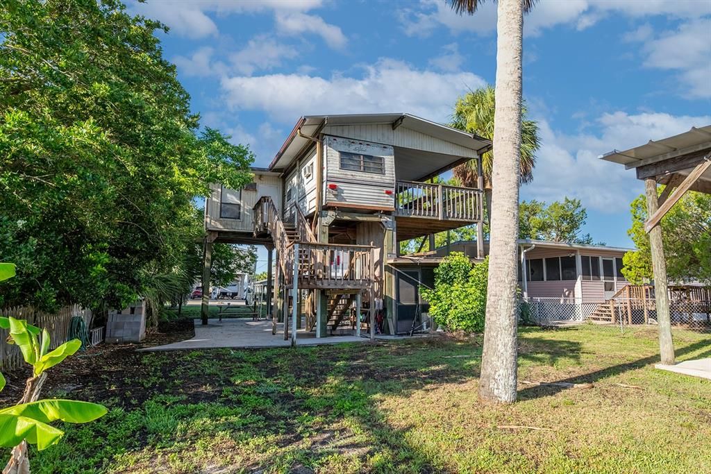 For Sale: $175,000 (1 beds, 1 baths, 360 Square Feet)