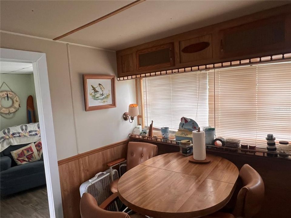 For Sale: $175,000 (1 beds, 1 baths, 360 Square Feet)