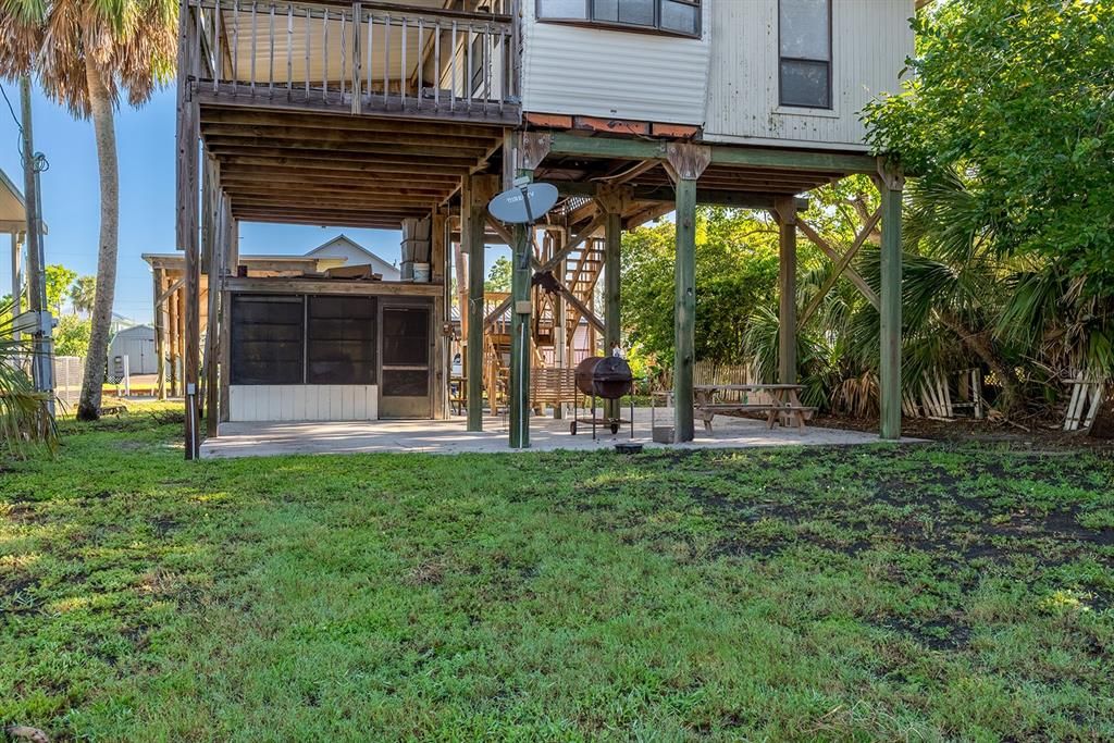 For Sale: $175,000 (1 beds, 1 baths, 360 Square Feet)