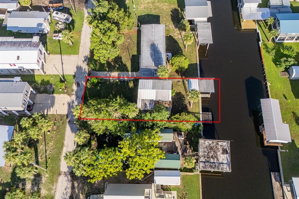 For Sale: $175,000 (1 beds, 1 baths, 360 Square Feet)